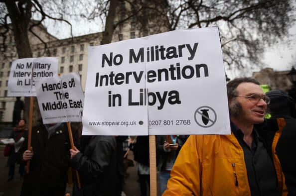 Western countries prepare a military intervention in Libya