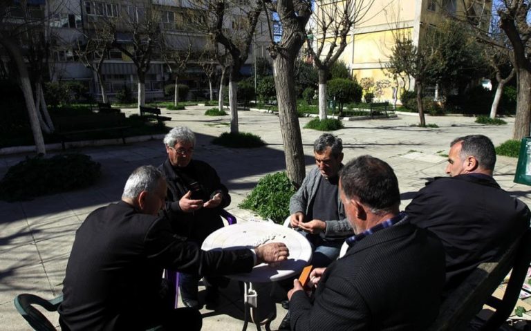 Greece: Troika policies provoke a demographic crisis