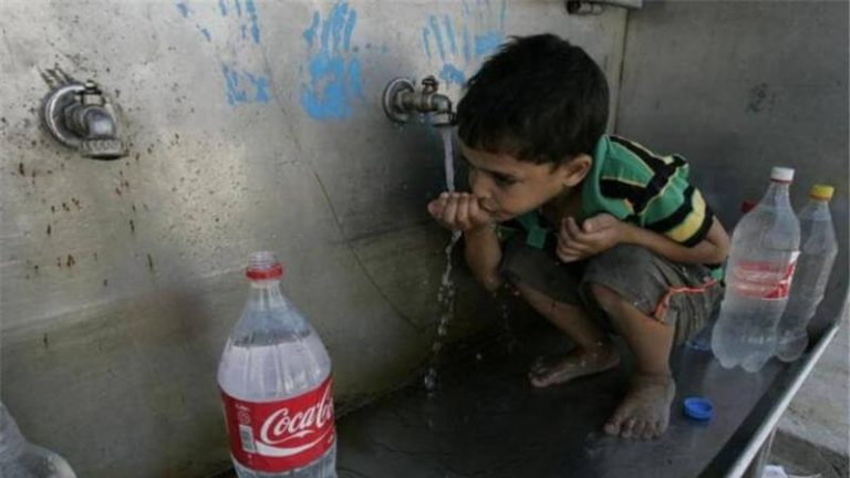 Ramadan 2016: Israel 'cuts off water supply to West Bank' during Muslim holy month