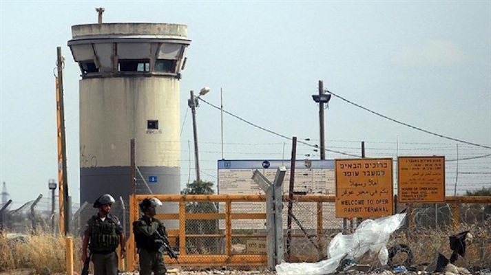 Palestinian prisoners join hunger-strike in solidarity with Bilal Kayed