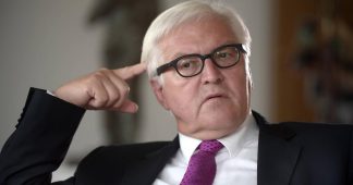 Steinmeier calls for returning Russia to G8