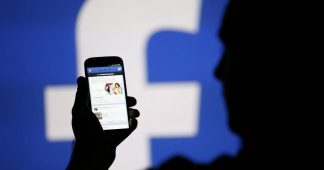 Facebook ‘blocks accounts’ of Palestinian journalists
