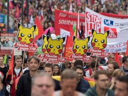 More than 160,000 join German trade deal protest
