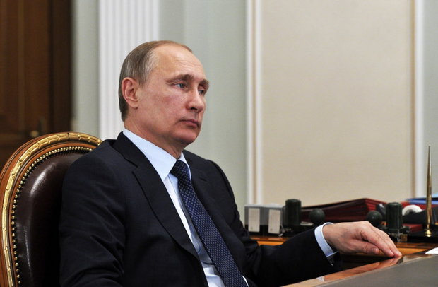 Putin Blasts Trump and Clinton for ‘Shock’ Campaign Tactics