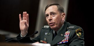 Trump and Petraeus (US "ISIS strategist")