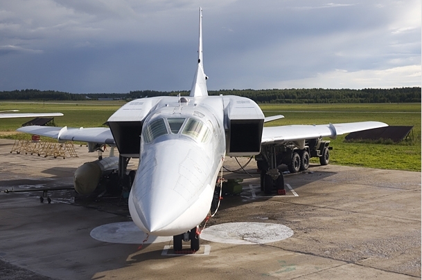 A warning to Trump? Russia floats return to Iran’s Hamadan air base