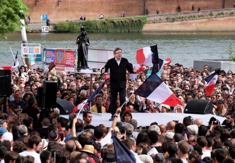 Mélenchon: Νοn aux guerres de Trump, Nous sortons de l’ OTAN –   Le Meeting de la Liberté