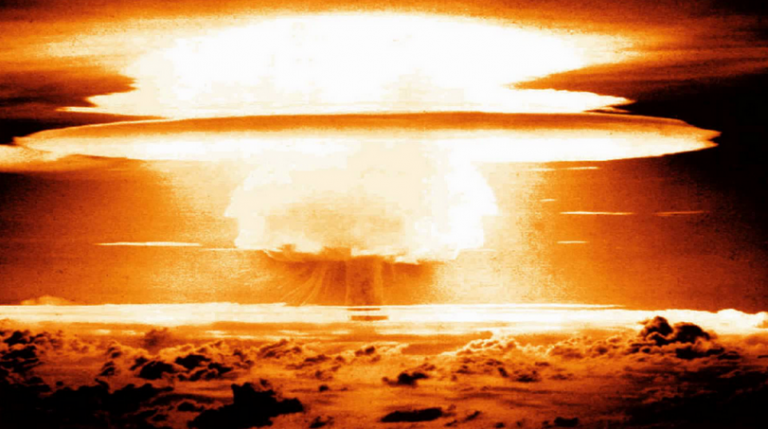 US Ex-Secretary of Defense Panetta: Trump is Risking Nuclear War
