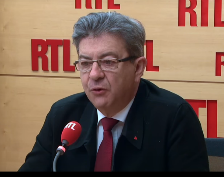 Macron applique le programme de la commission européenne