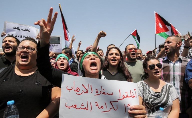 Hundreds protest against Israel in Jordan, call to end peace treaty