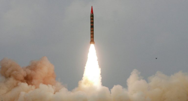 Escalation of India-Pakistan Conflict ‘Threatens World With Nuclear Catastrophe’