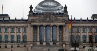 Germany Urges EU Retaliation Over US Sanctions on Russia