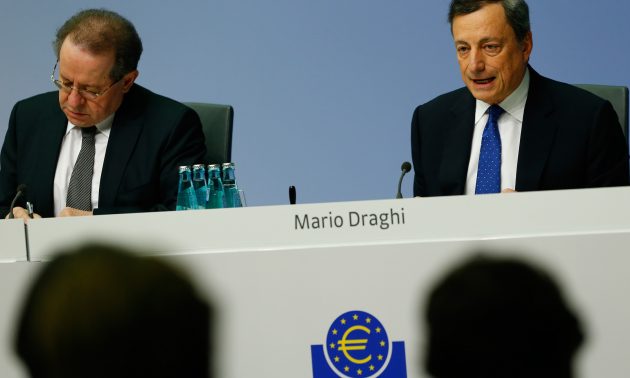 La crise grecque a rapporté 7,8 milliards d’euros à la Banque centrale européenne