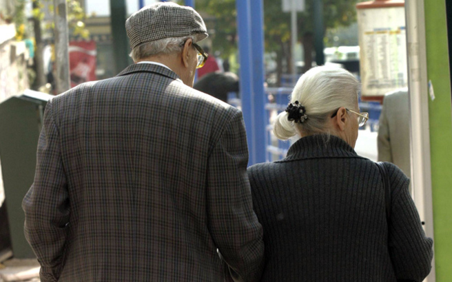Germany-EU-IMF help Greeks shorten their miserable lives