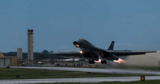 US bombers fly over Korean Peninsula in 1st night joint training drills