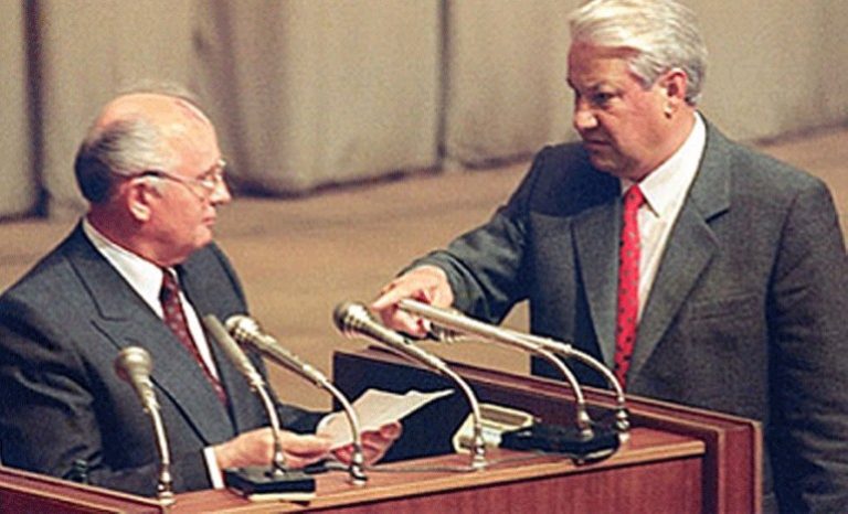 Video: How the U.S. Caused the Breakup of the Soviet Union