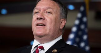 Pompeo calls to “world war” against China