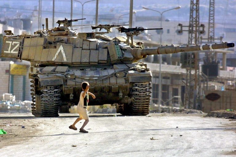 «La résistance palestinienne» – 3 questions à Bernard Ravenel, par Pascal Boniface