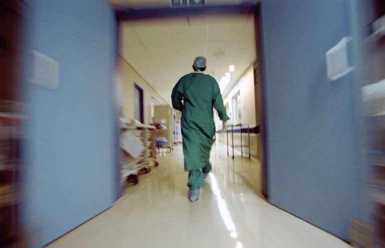 Deaths and malpractice at Greek Hospitals spark concerns