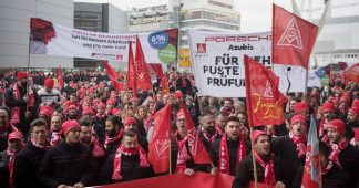 German workers strike for right to two-year, 28-hour working week