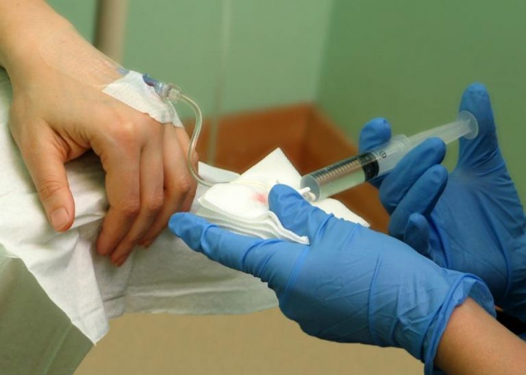 Austerity: Public Hospital halts chemotherapy, turns away cancer patients because “budget exceeded”