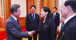 Winter Olympics 2018: North Korea invites South president to Pyongyang