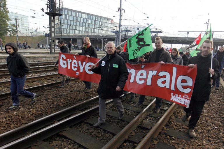Grève à la SNCF, grève générale ? par Jacques Sapir