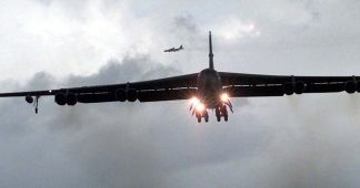 US Diverts Bombers From Korean Peninsula After DPRK Threat to Kill Summit