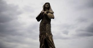 Anger after Philippines removes sex slave statue