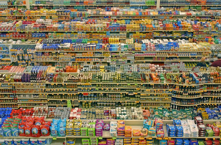 Oligopoly : comment une poignée de grandes entreprises peuvent soumettre des secteurs entiers à leur loi