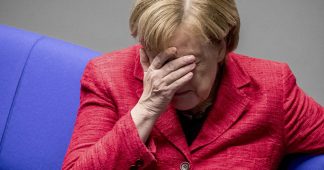 Italian Ministers Attack Merkel, Want Germany Out of Eurozone