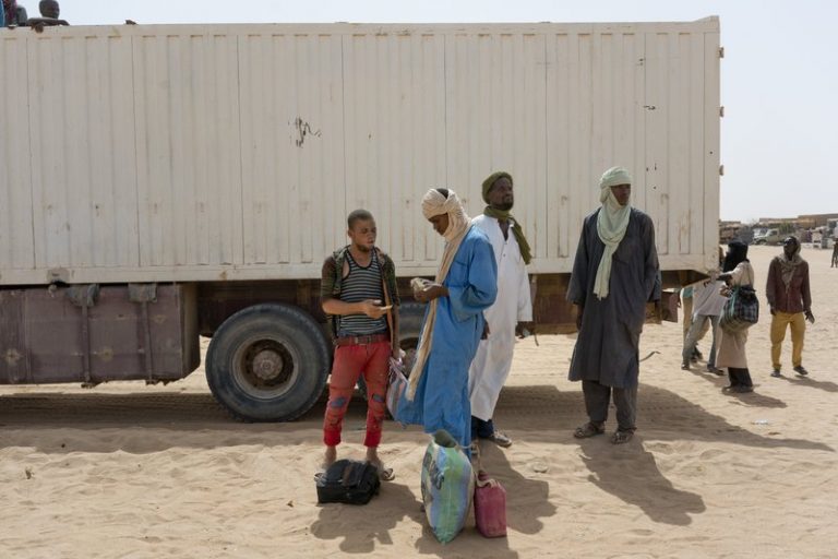Walk or die: Algeria strands 13,000 migrants in the Sahara