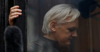 Assange: «l’isolement est utilisé de façon certaine pour briser les gens»