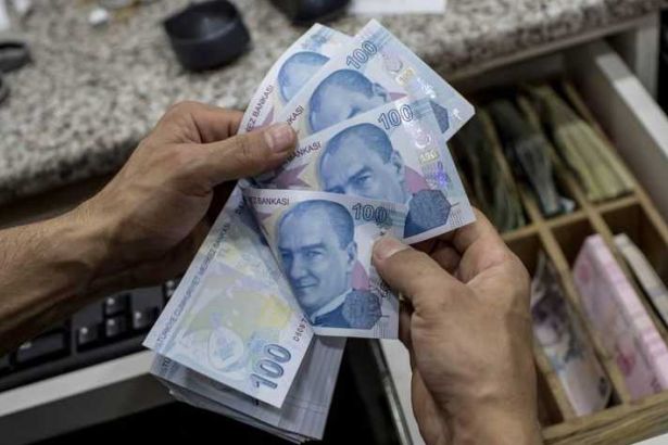 How a Trump tweet and an Erdogan speech shook Turkey’s economy