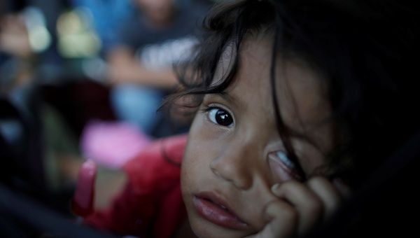 Trump to Send Military to Mexican Border,to prevent thousands of migrants