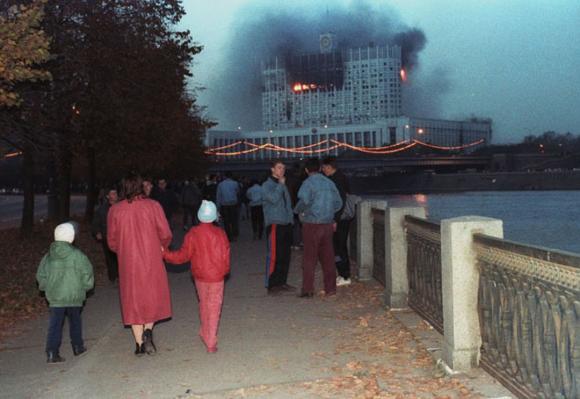Bombing a parliament with US support to open the way to privatization/piratization