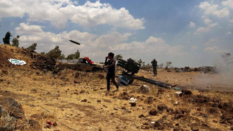 Israeli defense minister met with Syrian rebels, former IDF commander reveals in a first