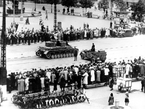 The Danish government apologized for, the Danish Queen defended collaboration with Nazis!