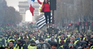 Gilets Jaunes Toi Plus Moi Gregoire Hymne pour un mouvement Tous Ensemble Entrez dans la danse