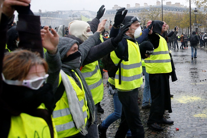 French state prepares crackdown for fifth Saturday of “yellow vest” protests