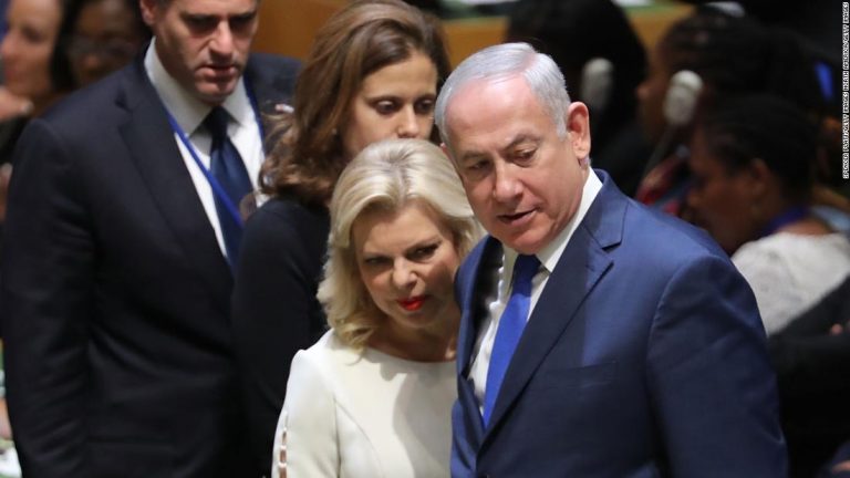 Israeli Police Recommend Bribery Charges Against Benjamin and Sara Netanyahu