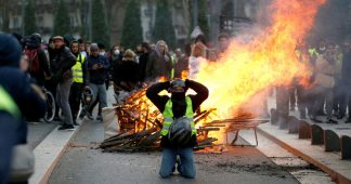 Macron turns to repression!