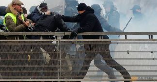 French government witch-hunts ex-boxer who punched riot police in “yellow vest” protest