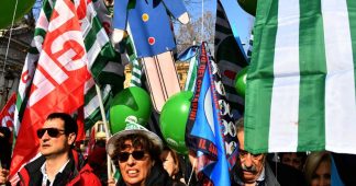 Manifestation à Rome : “Le gouvernement italien s’occupe de la pauvreté mais pas suffisamment du travail”