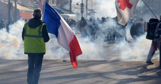 Trois mois des Gilets jaunes : nouvelle manifestation à Paris au lendemain de l’acte 14