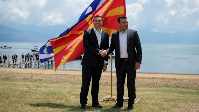 Tsipras et Zaev, prix Nobel de la Paix, ou la version balkanique de « Ubu Roi »