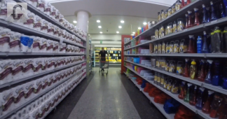 Where are the ‘empty shelves’? Max Blumenthal tours Caracas supermarket