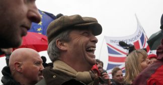 Nigel Farage begins 435km march against ‘Brexit betrayal’, but admits he won’t actually finish it