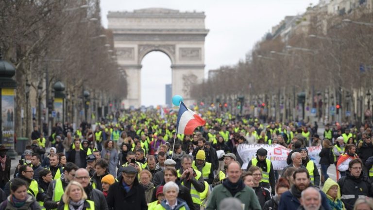 Gilets jaunes : 18e semaine de mobilisation cruciale pour le mouvement [LIVE]