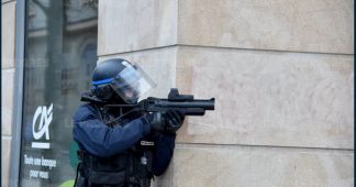 Manifestation de Gilets jaunes à Saint-Etienne : un adolescent de 14 ans perd un œil à la suite d’un tir de LBD, une enquête ouverte